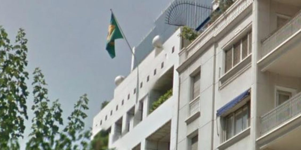 Παρέμβαση στην οικία του πρέσβη της Βραζιλίας